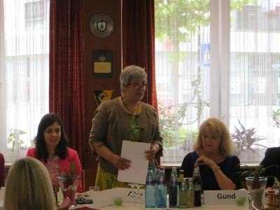 Helga Gund und Seran Ates